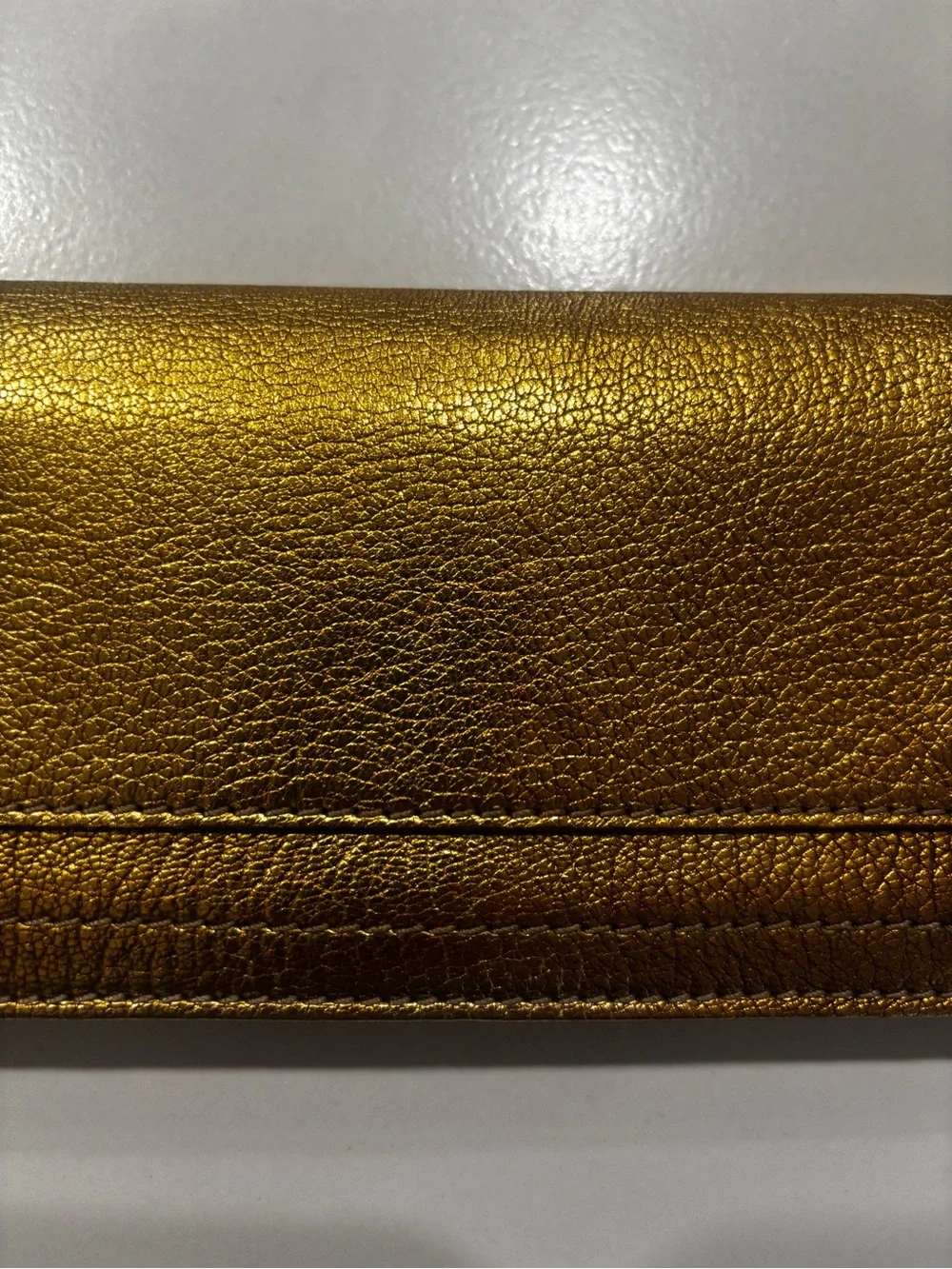 Chloé Metallic Gold Leather Wallet - Picture 3 of 8